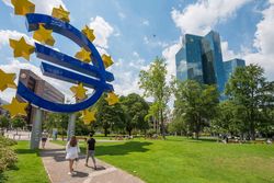 Euro sculpture on the Opernplatz in summer. 