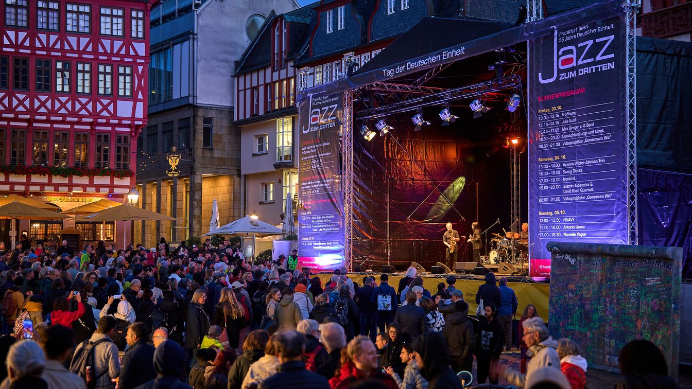 Concert stage and crowd in Frankfurt old town